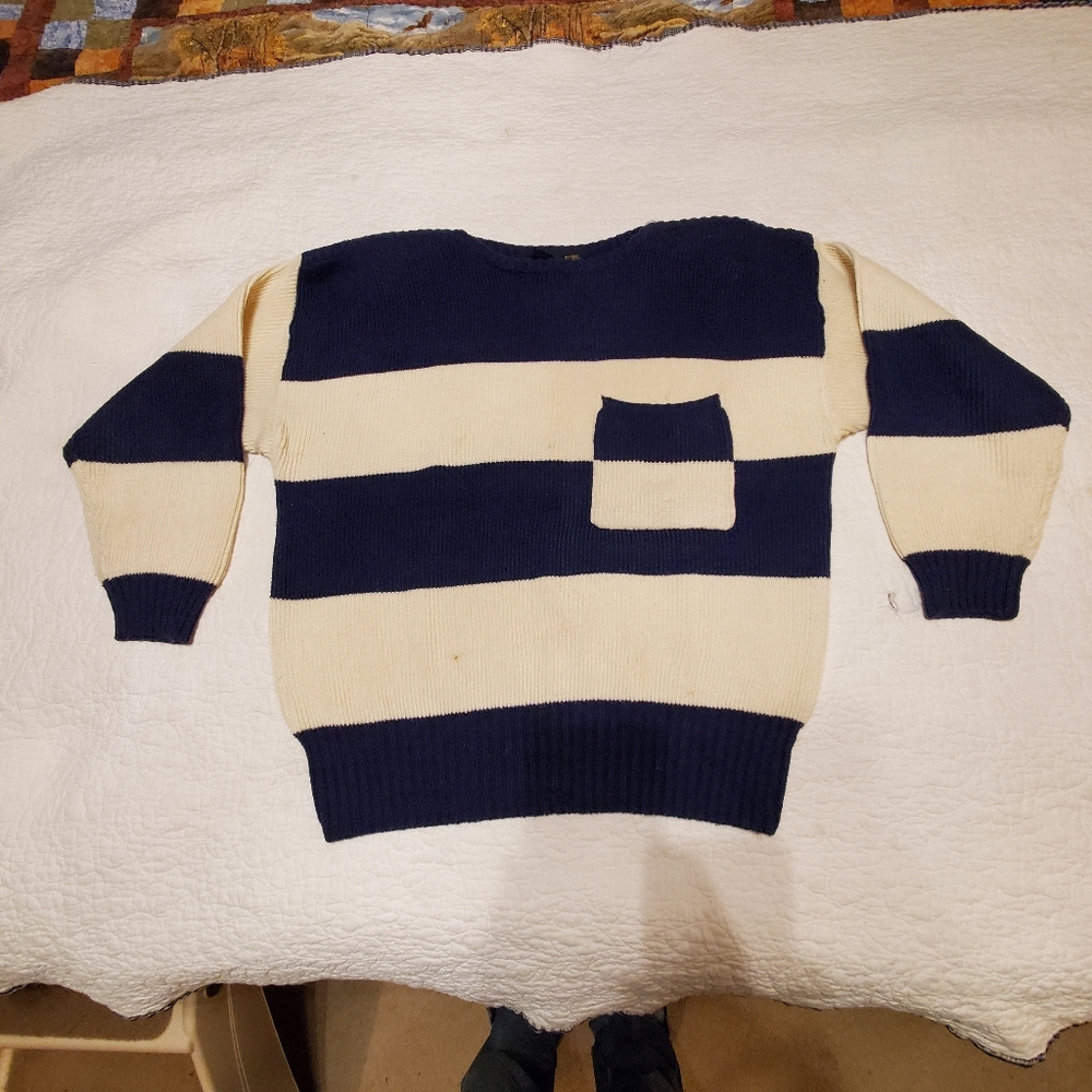 Liz Sport, size large, blue & cream color